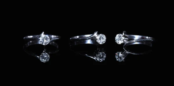 보석 다이아몬드 반지와 보석에 — 스톡 사진