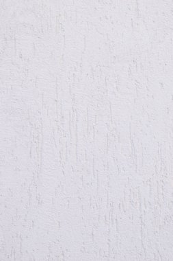Dekoratif kaplama kabuğu ile beyaz duvar.
