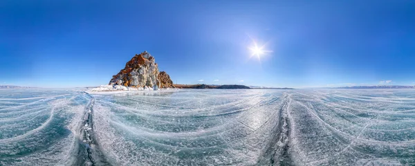 Panorama 360 stupňů šaman Rock nebo mys Burhan na ostrově Olkhon — Stock fotografie