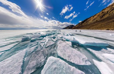 Geniş Baykal Gölü buz Tepecik Olkhon Adası Panoraması