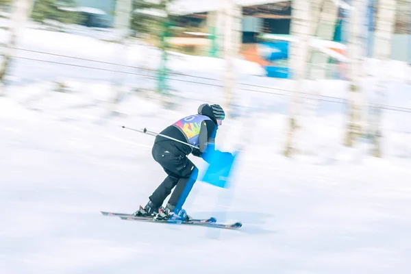 Irkoetsk, Rusland - 12 februari 2017: Slalom competitie snowboar — Stockfoto