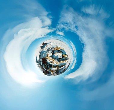 Adanın üzerinde küresel panorama 360 180 derece Cape şaman 