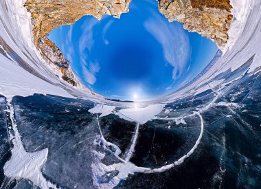 Buz Mağarası Mağarası Cape şaman Olkhon Adası, Baykal Gölü üzerinde