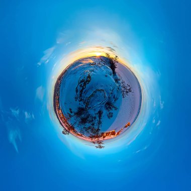 Adanın üzerinde küresel panorama 360 180 derece Cape şaman 