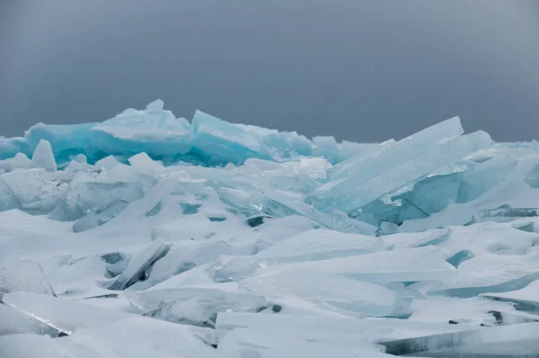 Amanecer Las Jorobas Azules Del Lago Hielo Baikal Campo Cubierto —  Fotos de Stock