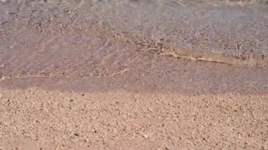 kızıldenizde deniz ve kum
