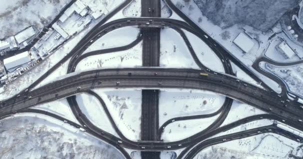 Bir türbin yol kavşağı Kiev havadan görünümü. — Stok video