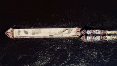 Kum geçiş Nehri ile habersiz havadan görünümü