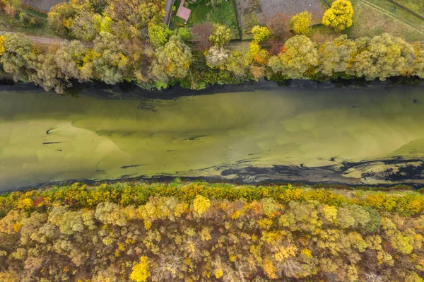 Aerial view of the Seym River at Baturyn in Ukraine. Beautiful autumn river landscape. Top view. — Stock Photo, Image