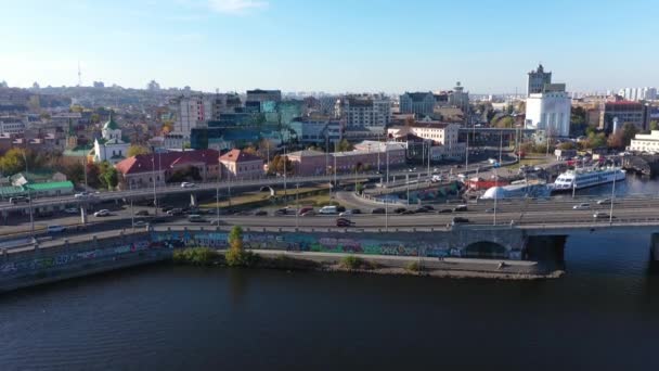 Aerial view of the Podil. City traffic in Kiev. — Stock Video