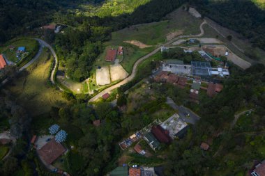 Kolombiya 'nın Lüks Hapishanesi' nin içinde Pablo Escobar 'ın kendine yapmasına izin verdi. Üst görünüm.