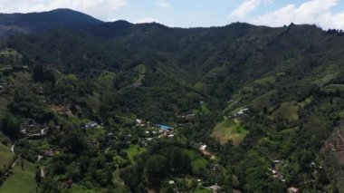 And Dağları 'ndaki villaların havadan görünüşü