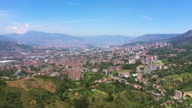 Yazın Medellin Şehir Manzarası.
