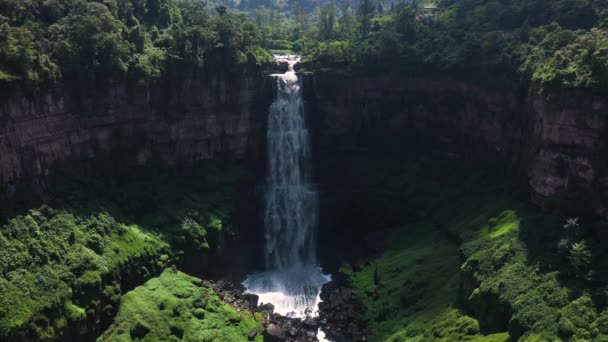 Amazing waterfalls of Tequendama landscape — Stock Video