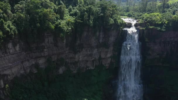 Tequendama-Wasserfälle in der Nähe von Bogota, Kolumbien — Stockvideo