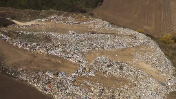 Aerial view of the plastic pollution in a landfill garbage dump — Stock Video