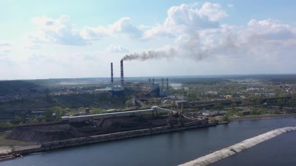 Бедная среда в городе. Экологическая катастрофа — стоковое видео