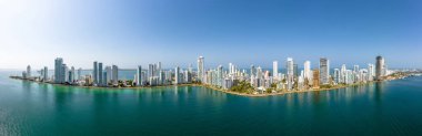 Cartagena 'daki Castillogrande ve Bocagrande' nin hava panoramik manzarası..