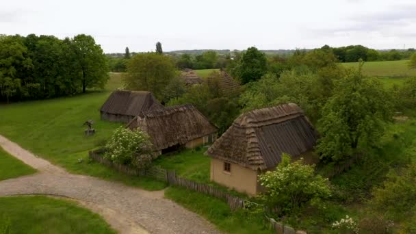 Aerial view over the old traditional Ukrainian houses. — Stock Video