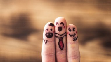 ahşap arka plan parmaklar şarkı söyleme kutlu olsun