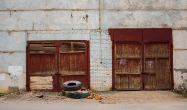 bilding için eski kapılar