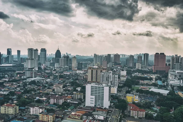 Bovenaanzicht van de stad Kuala Lumpur, Maleisië — Stockfoto