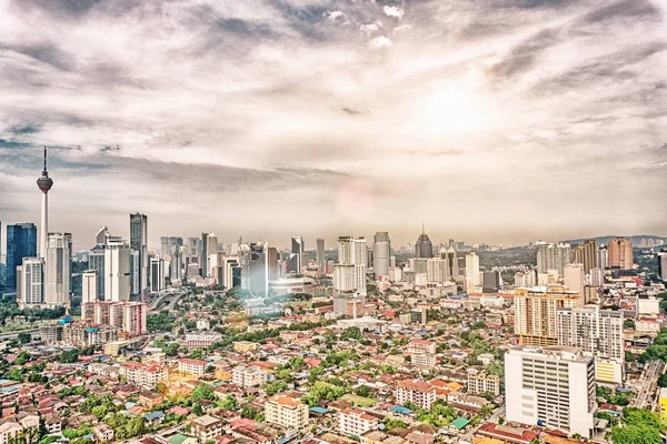 Bovenaanzicht van de stad Kuala Lumpur, Maleisië — Stockfoto