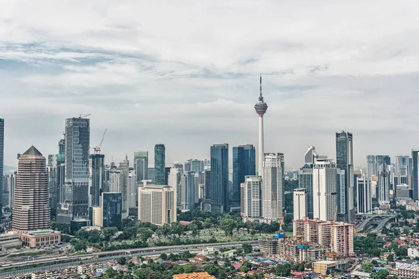Bovenaanzicht van de stad Kuala Lumpur, Maleisië — Stockfoto