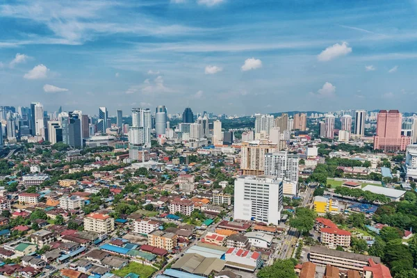 Bovenaanzicht van de stad Kuala Lumpur, Maleisië — Stockfoto