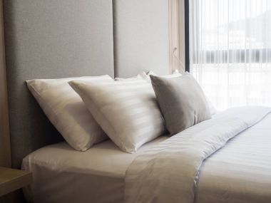 İç modern design.low aydınlatma ve Lens rahat yatak odası 