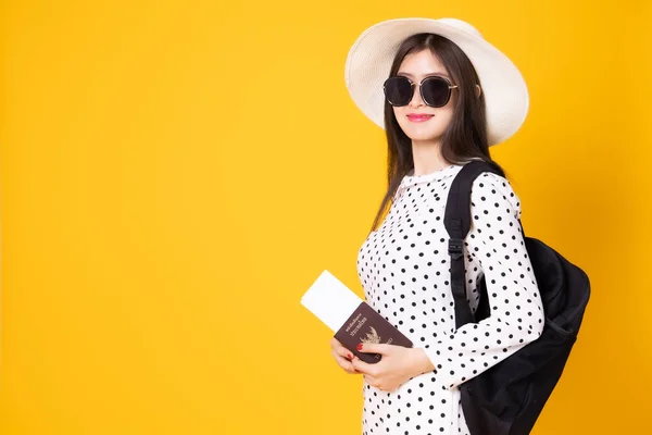 Tourist Woman Summer Casual Clothes Asian Smiling Woman Passenger Traveling — Stock Photo, Image