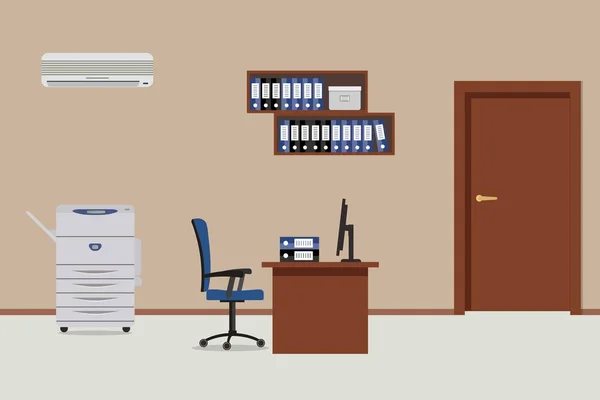 Lugar de trabajo de los trabajadores de oficina. Hay una mesa, una silla azul, una fotocopiadora, un acondicionador, estantes para documentos y otros objetos en la imagen — Vector de stock