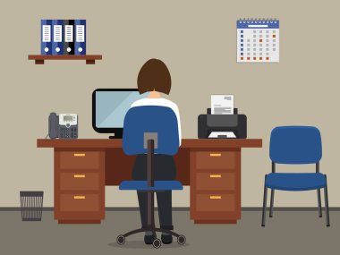 İşyeri ofis çalışanı. Kadın iş yerinde bir çalışan, bir masada oturuyor