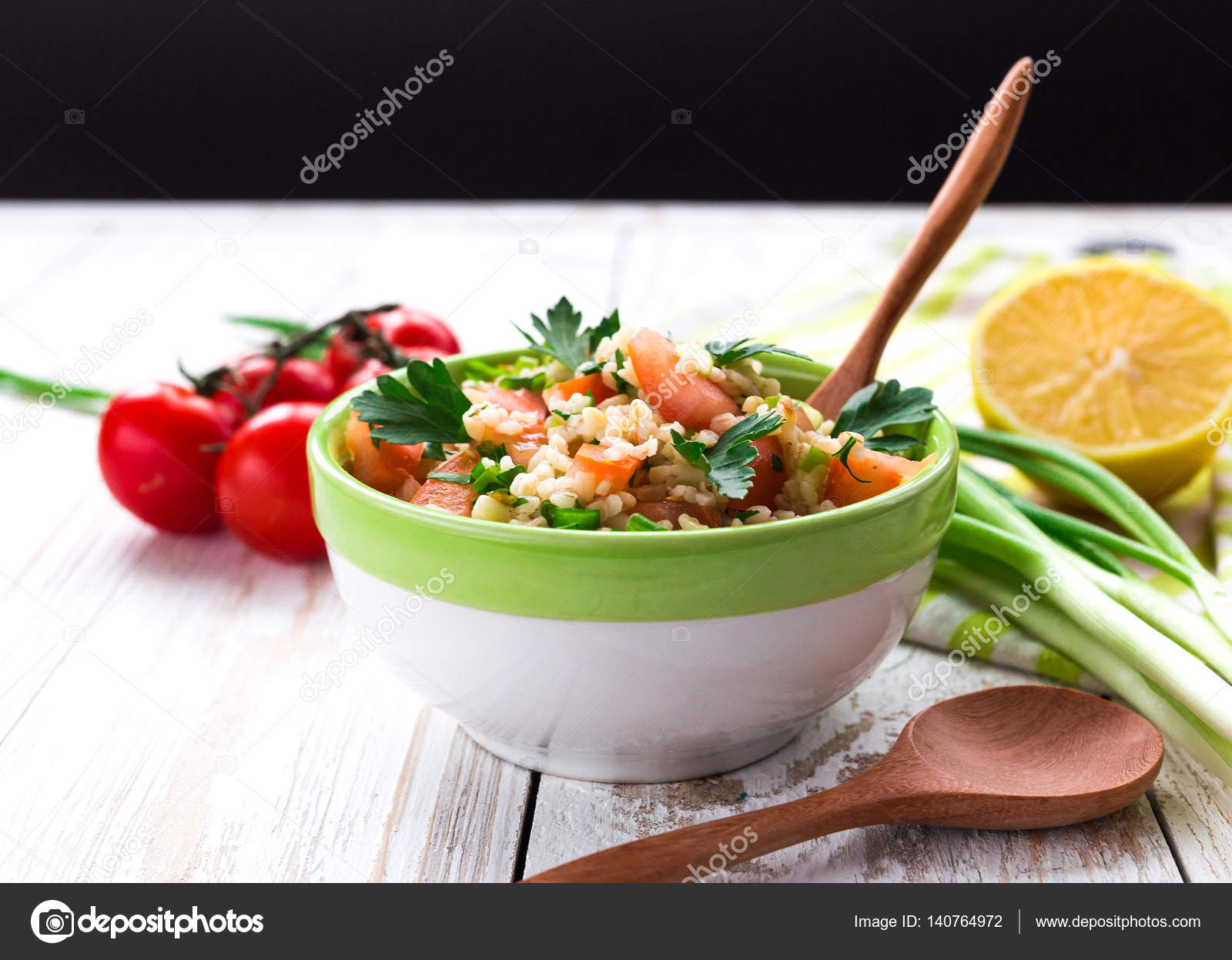 Yeşil turp salatası hazırla Yeşil turp salatası hazırla