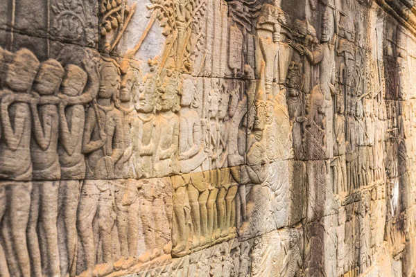 Estrutura e relevo esculpidos em Angkor Thom, Bayon — Fotografia de Stock