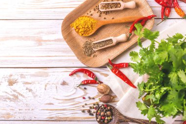 Hint Asya baharat ve otlar. Boşaltmak. Üstten Görünüm