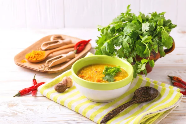 Masoor dal - Indian lentil cream soup. Curry Hyderabadi Khatti — Stock Photo, Image