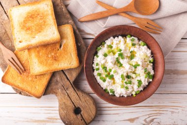 Keçi krem peynir sos yeşil soğan ile daldırma