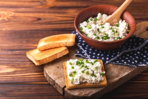 Keçi krem peynir sos yeşil soğan ile daldırma