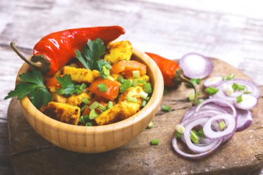  Hint Mutfak. Paneer Tikka Kabab. Asya salata. Yatay vie