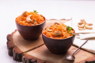 Hint havuç Gajar oluşur. Boşaltmak, yatay görünüm.