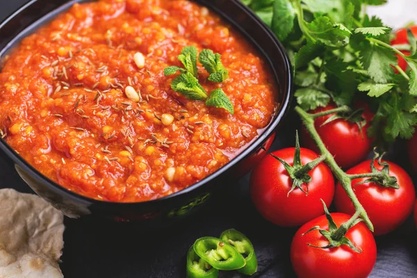 Indian Tomato Rasam with lentil, mint, cilantro and cashew — Stock Photo, Image