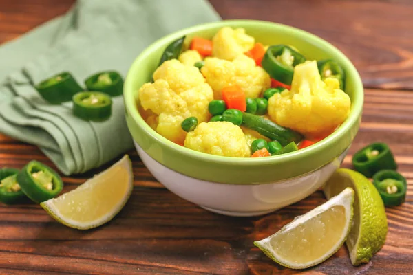 Indian Vegetarian curry Vegetable Korma. Copyspace, horizontal v — Stock Photo, Image