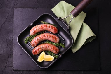 Demir ızgara Pan limonlu ızgara sosis