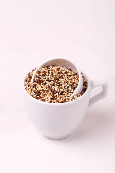 Meng Rode Zwarte Witte Quinoa Granen Superfood Dieet Dieet Concept — Stockfoto