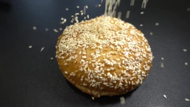Healthy food, sesame seeds on bread hd — Stock Video