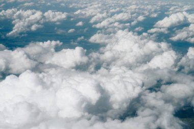 Polonya şaşırtıcı bulut