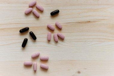 Masaya birkaç hap kadar kapatın.