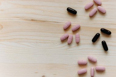 Masaya birkaç hap kadar kapatın.