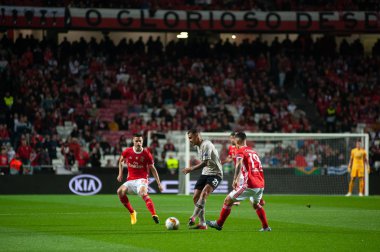 Lizbon, Portekiz - 27 Şubat 2020: Pizzi ve Alan Patrick Estadio Da Luz 'da oynanan Avrupa Ligi karşılaşmasında